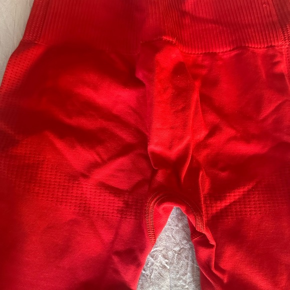 Women’s Best Red leggings - Picture 4 of 6